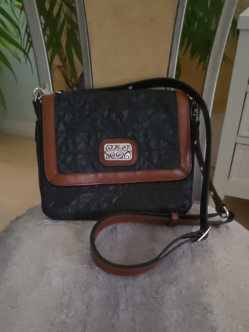 Brighton Black Crossbody Bag with Brown Trim ♥️